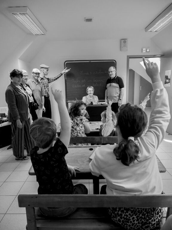 Mémoire d’école » : un vernissage placé sous le signe du partage et de la nostalgie !